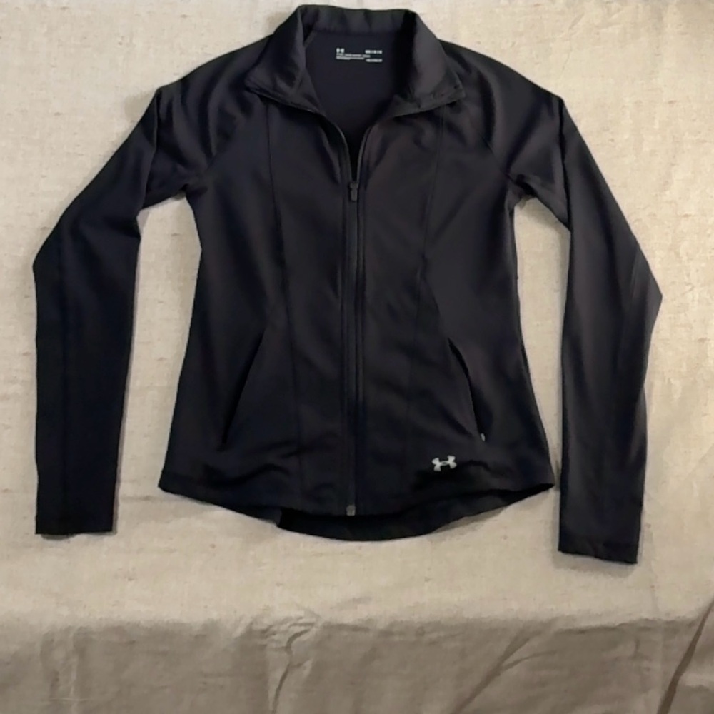 Under Armour Black Utility Jacket with Athletic Fit and Full-Length Zipper